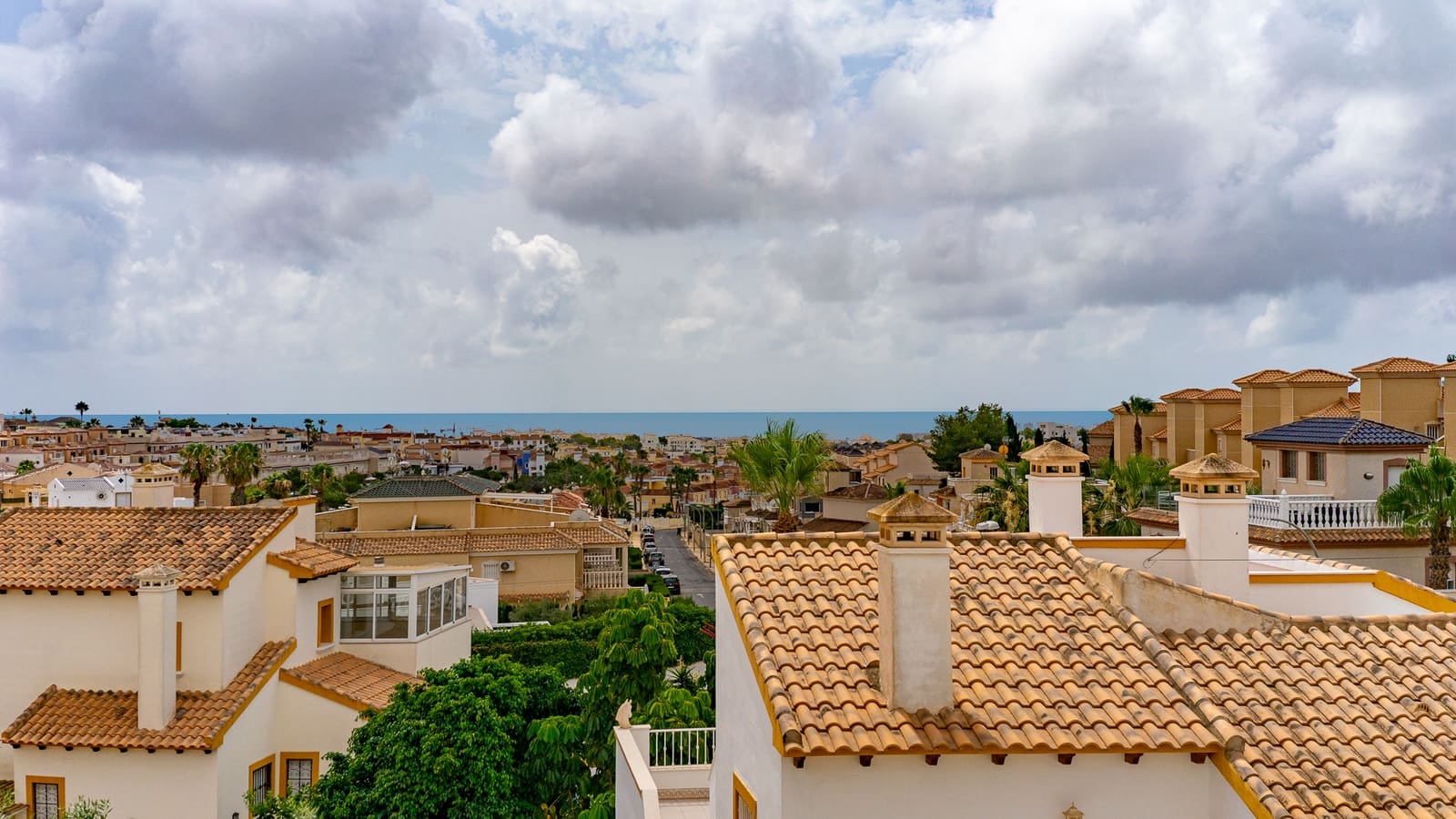 3 slaapkamer Villa te koop in San Miguel de Salinas met zwembad garage - € 399.000 (Ref: 9733865)