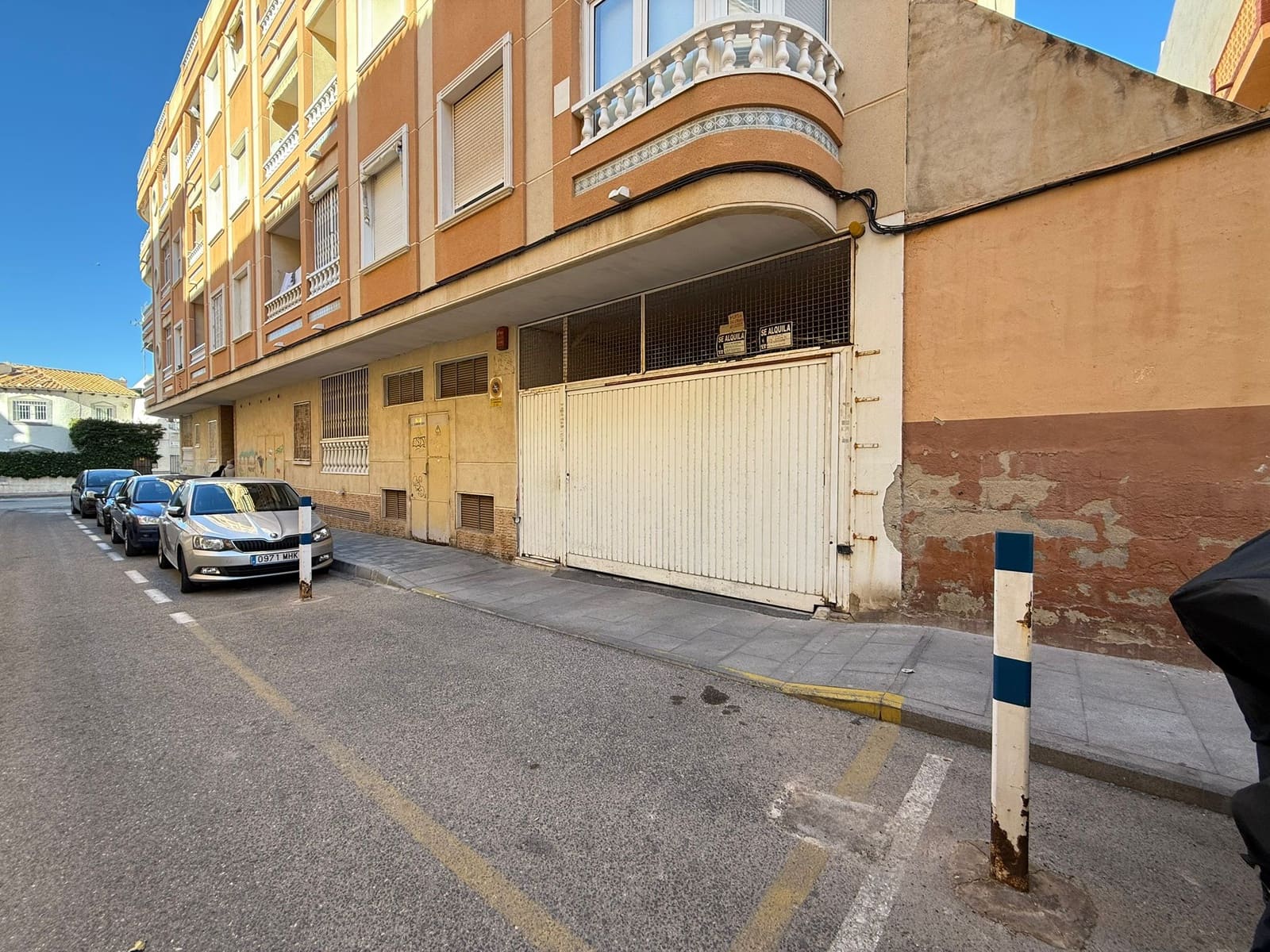 1 bedroom Flat for sale in Torrevieja with pool garage - € 125,000 (Ref: 9733869)