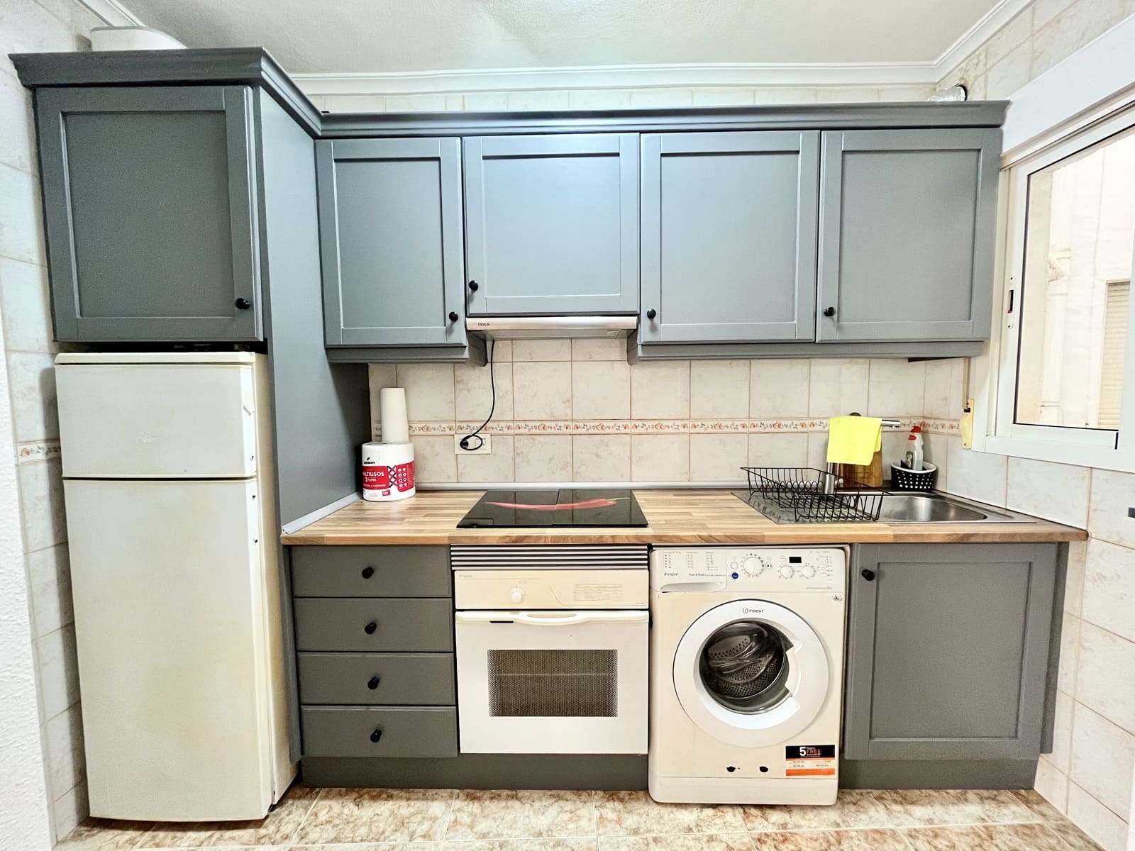 1 soverom Leilighet til salgs i Torrevieja med svømmebasseng - € 105 000 (Ref: 9750965)