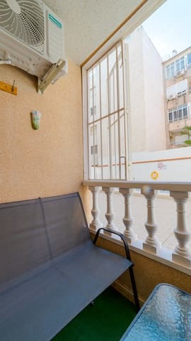 2 soverom Leilighet til salgs i Avenida Habaneras - Curva de Palangre, Torrevieja med svømmebasseng - € 125 000 (Ref: 9758104)