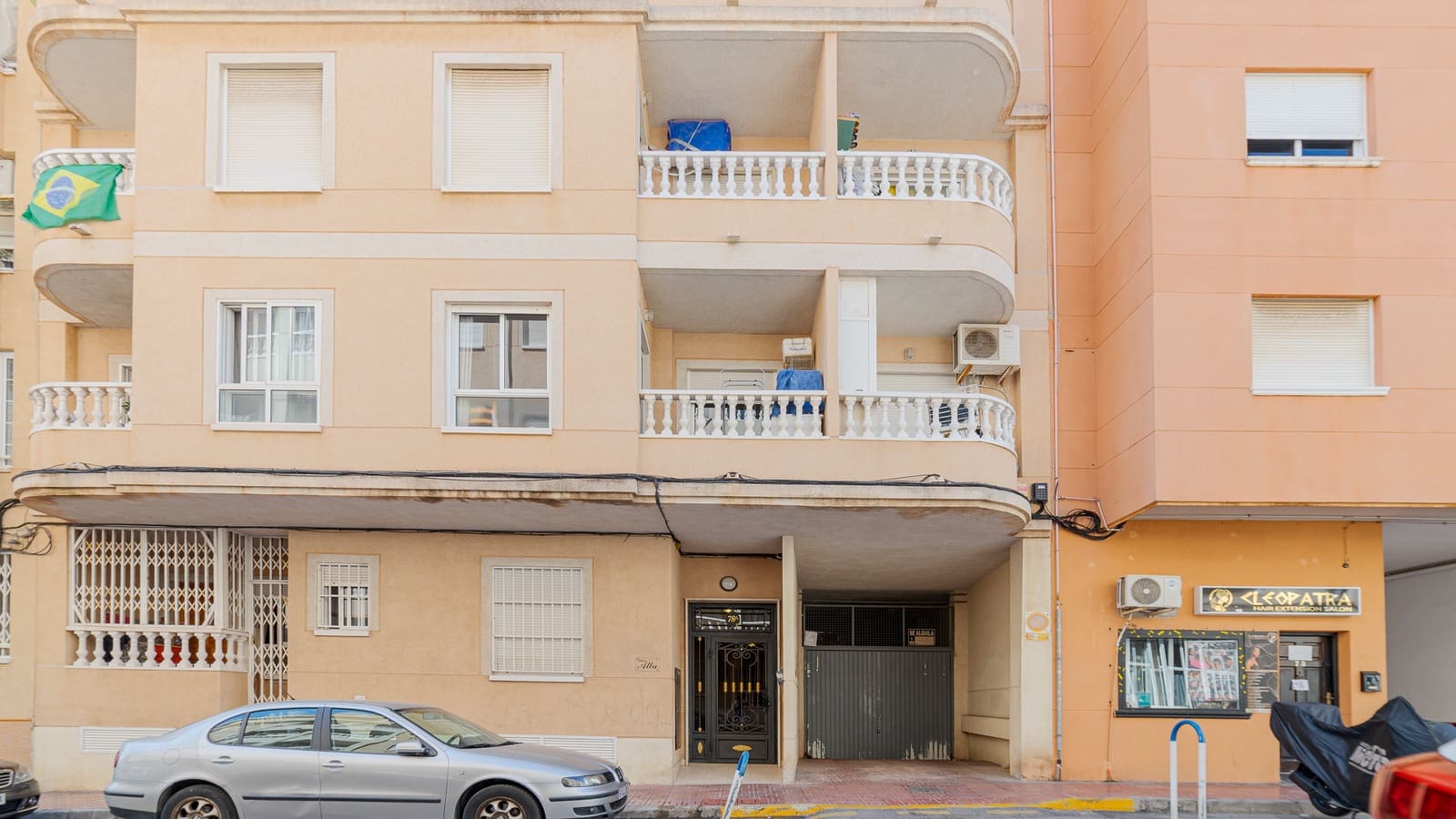 2 soverom Leilighet til salgs i Torrevieja med svømmebasseng - € 125 000 (Ref: 9758104)