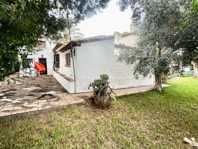 4 chambre Villa/Maison à vendre à Punta Prima, Orihuela avec garage - 560 000 € (Ref: 9758106)