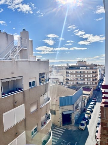 1 bedroom Penthouse for sale in El Molino, Torrevieja with pool - € 115,000 (Ref: 9758109)