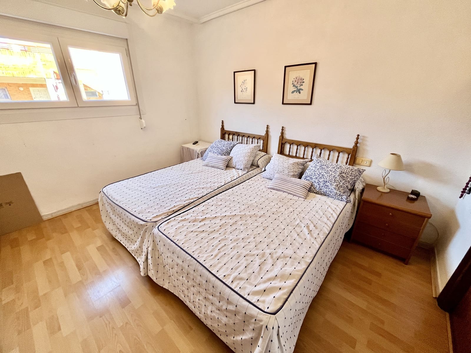 1 bedroom Penthouse for sale in Torrevieja with pool - € 115,000 (Ref: 9758109)