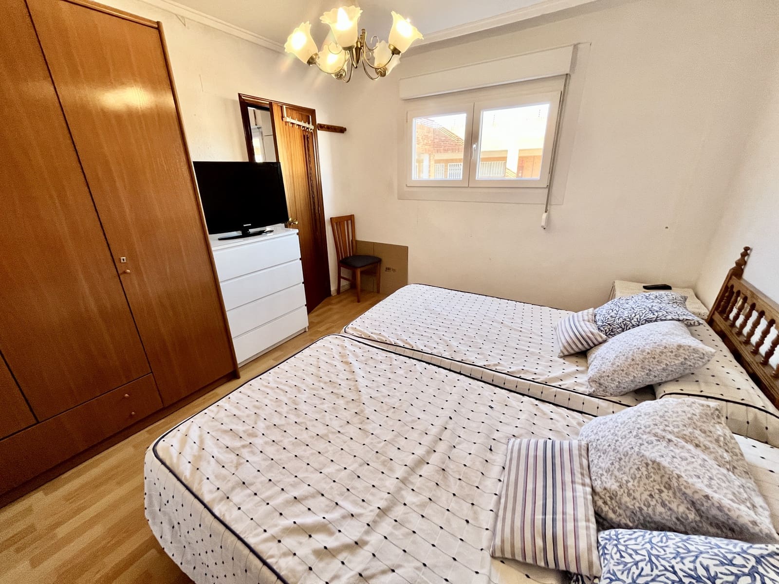 1 bedroom Penthouse for sale in Torrevieja with pool - € 115,000 (Ref: 9758109)