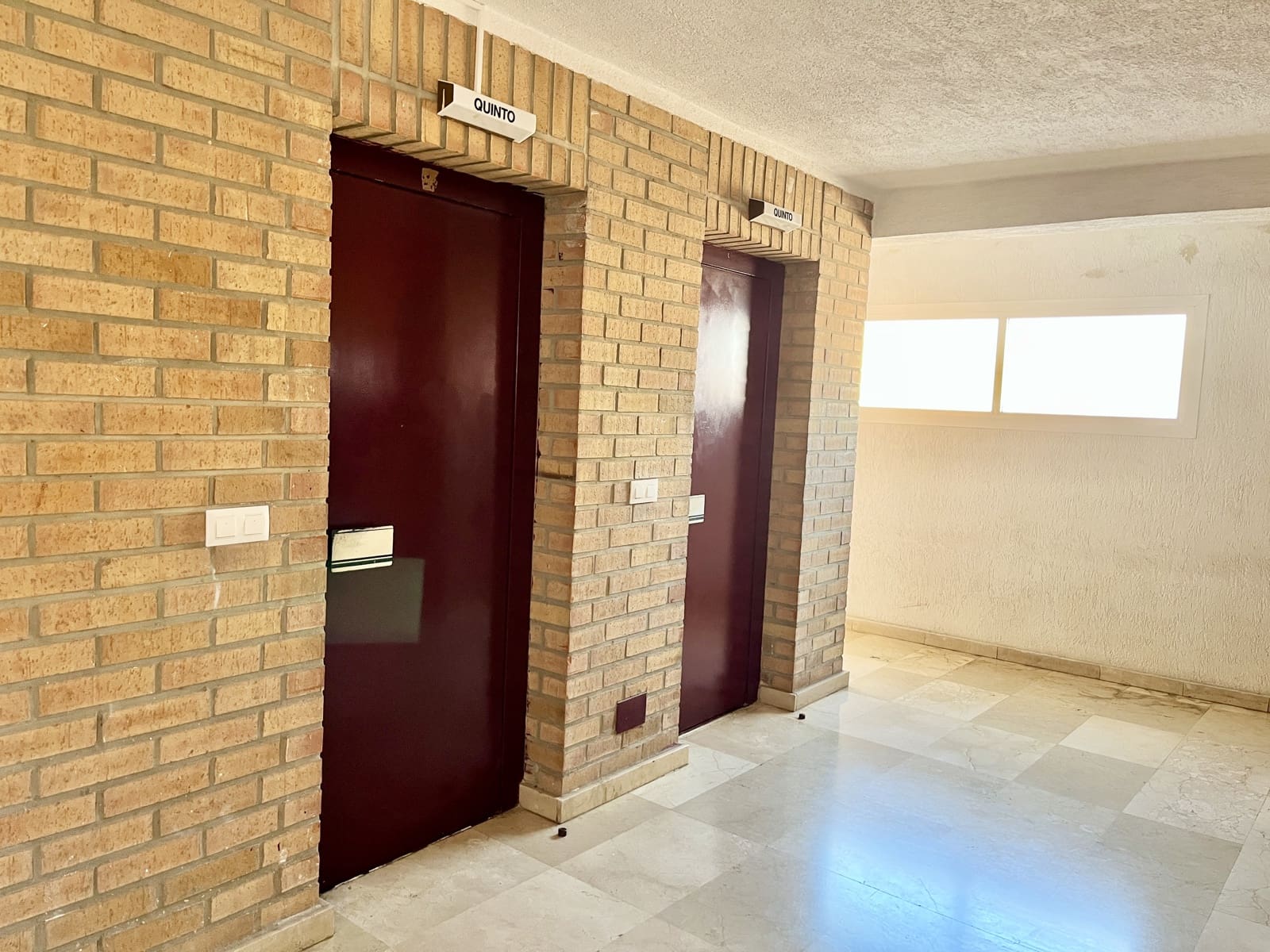 1 bedroom Penthouse for sale in Torrevieja with pool - € 115,000 (Ref: 9758109)