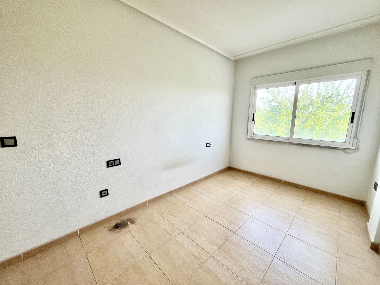 1 soverom Leilighet til salgs i Almoradi - € 78 000 (Ref: 9759508)