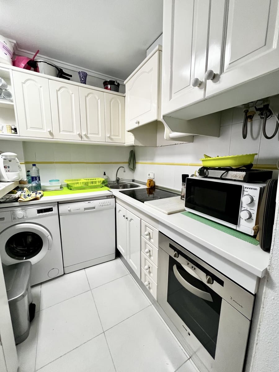 12 camera da letto Appartamento in vendita in Torrevieja con garage - 169.000 € (Rif: 9761533)