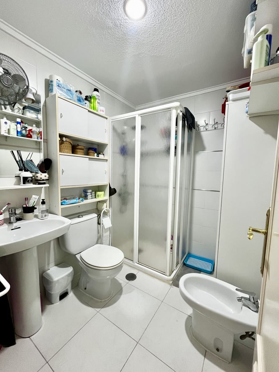 12 camera da letto Appartamento in vendita in Torrevieja con garage - 169.000 € (Rif: 9761533)