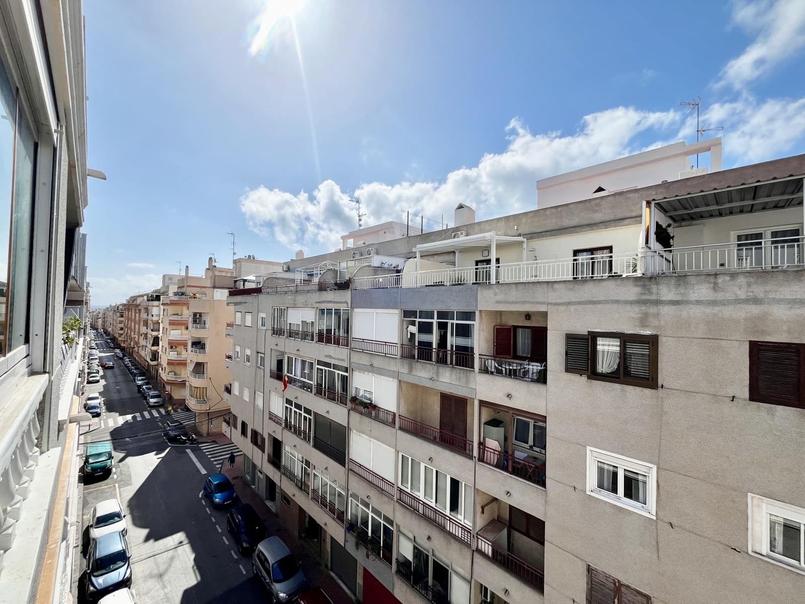 2 soverom Leilighet til salgs i Torrevieja med garasje - € 199 990 (Ref: 9802752)