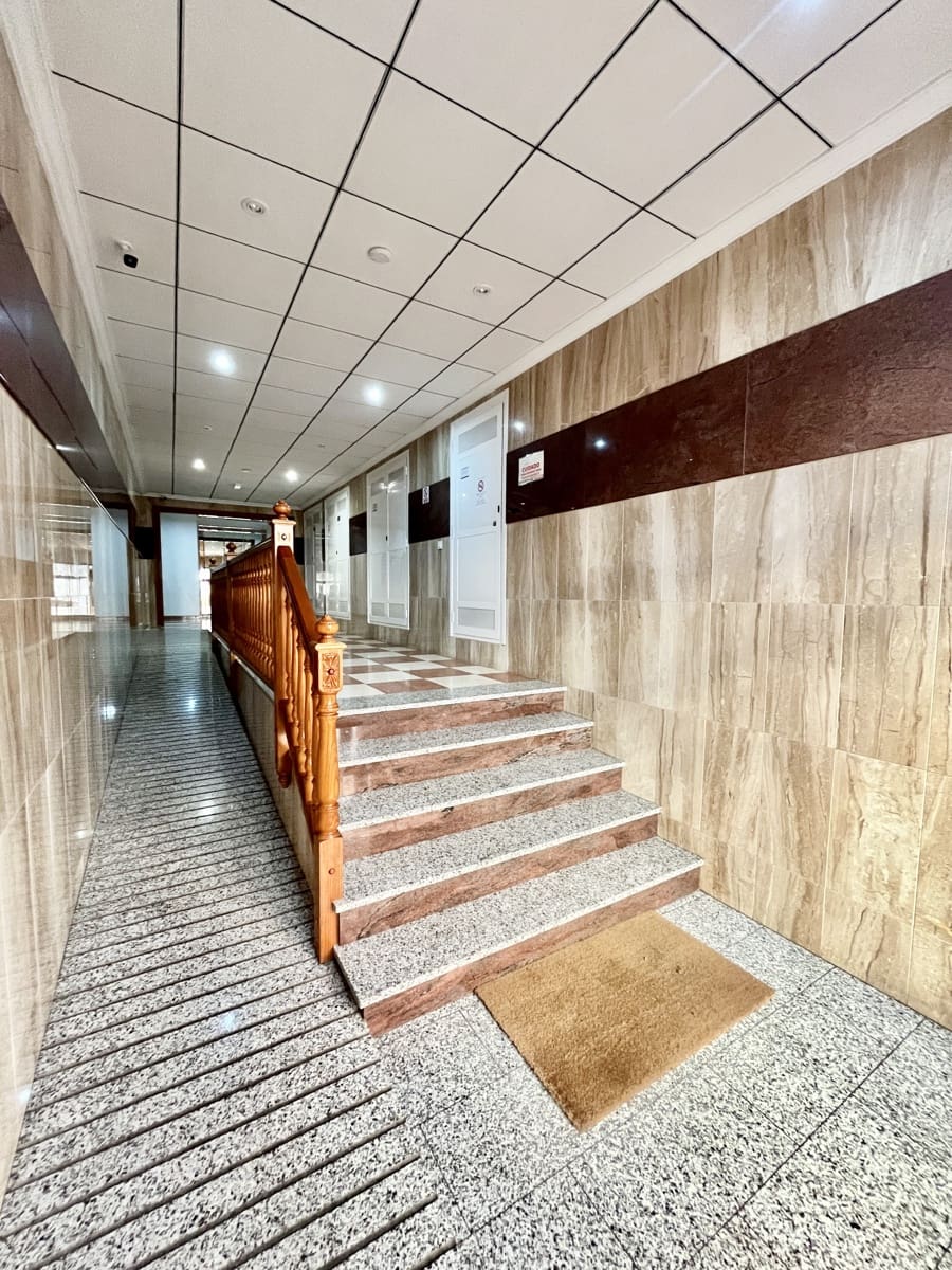 2 soverom Leilighet til salgs i Torrevieja med garasje - € 199 990 (Ref: 9802752)