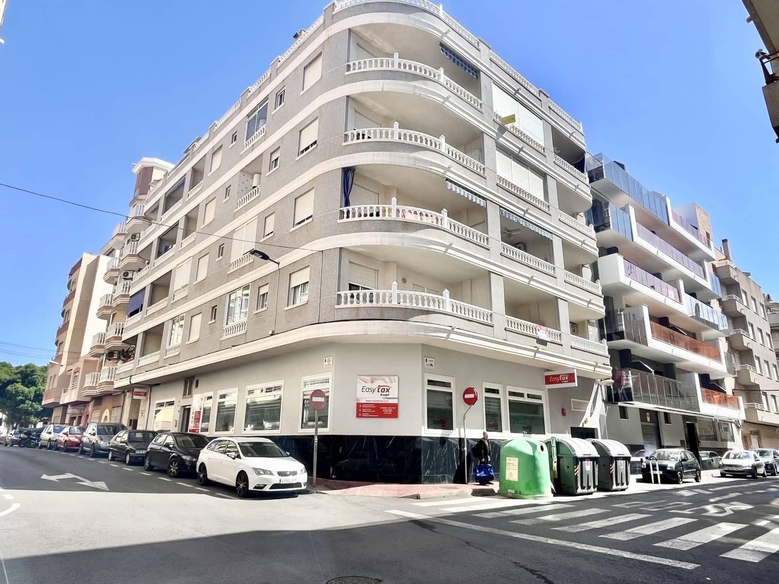 2 soverom Leilighet til salgs i Torrevieja med garasje - € 199 990 (Ref: 9802752)