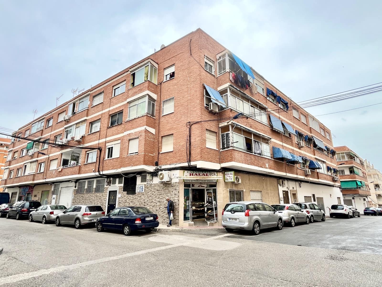 3 Zimmer Wohnung zu verkaufen in Torrevieja - 150.000 € (Ref: 9807378)