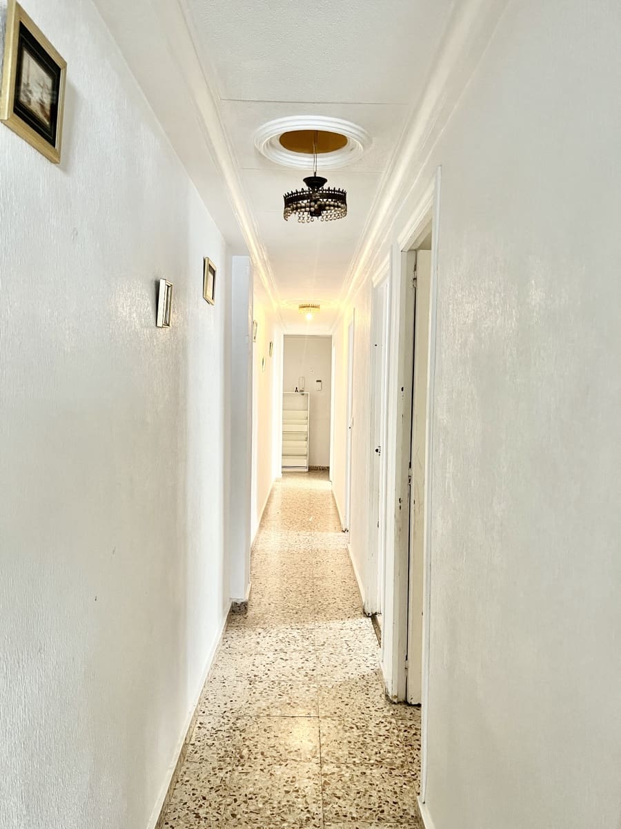 3 Zimmer Wohnung zu verkaufen in Torrevieja - 150.000 € (Ref: 9807378)