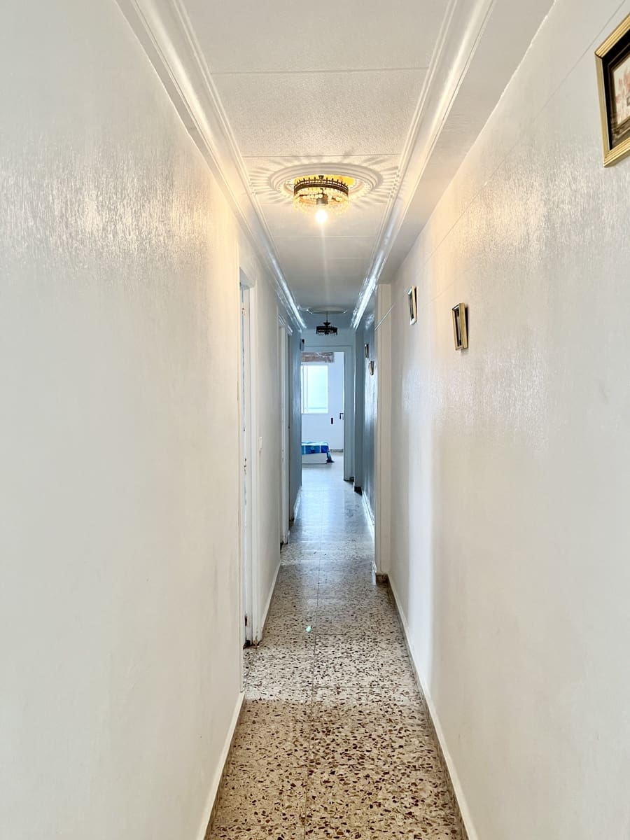 3 Zimmer Wohnung zu verkaufen in Torrevieja - 150.000 € (Ref: 9807378)