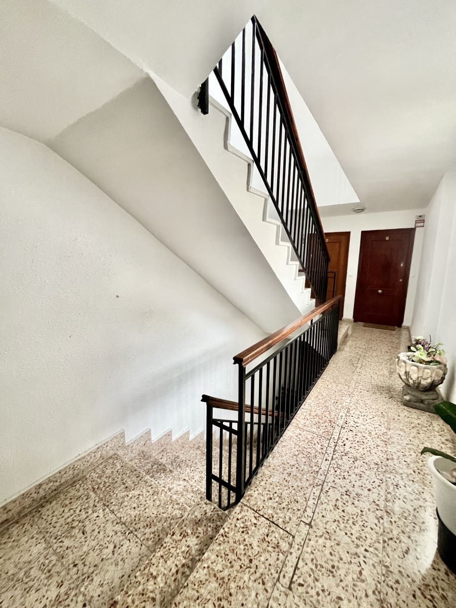 3 Zimmer Wohnung zu verkaufen in Torrevieja - 150.000 € (Ref: 9807378)