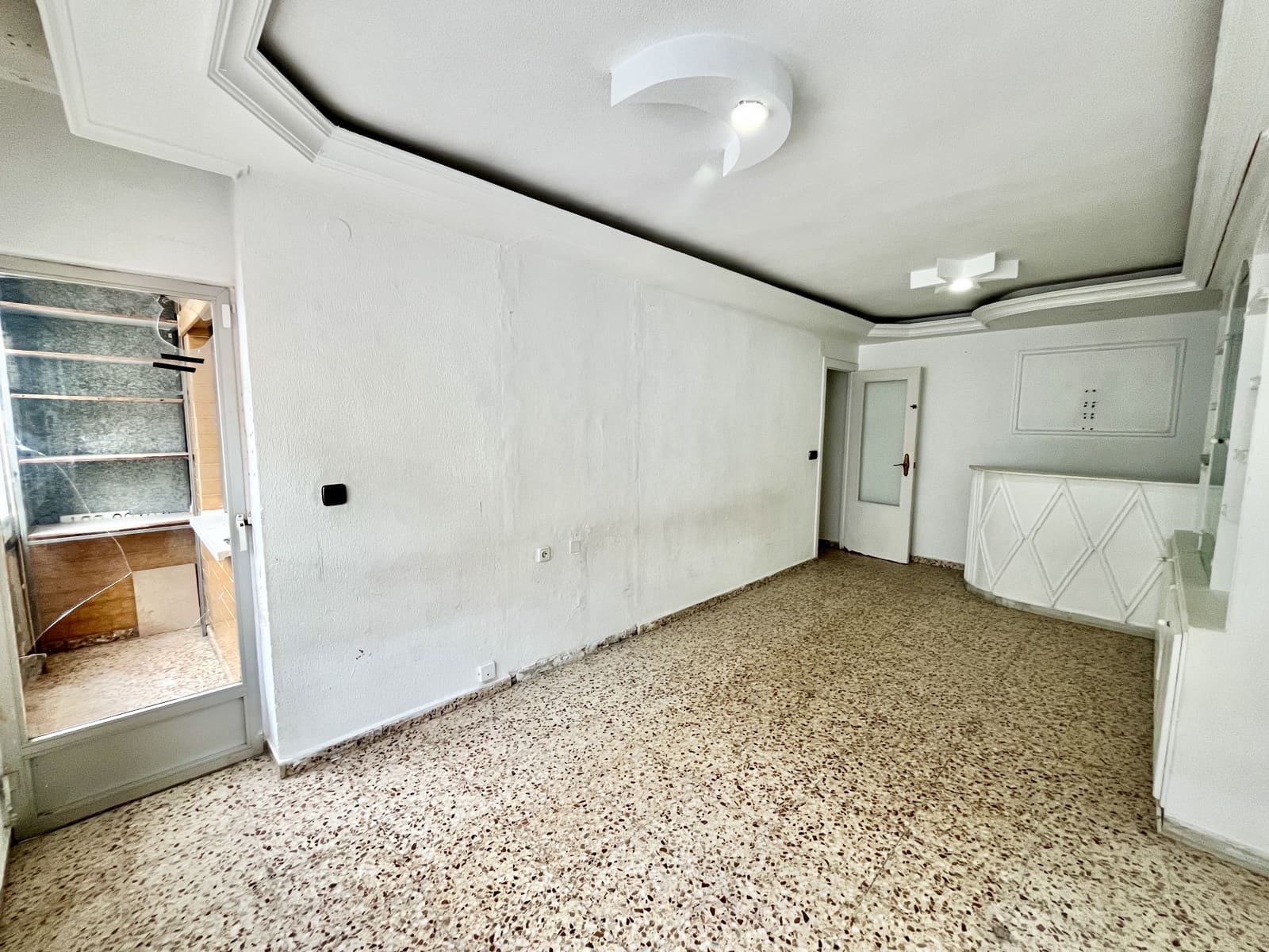 3 Zimmer Wohnung zu verkaufen in Torrevieja - 150.000 € (Ref: 9807378)