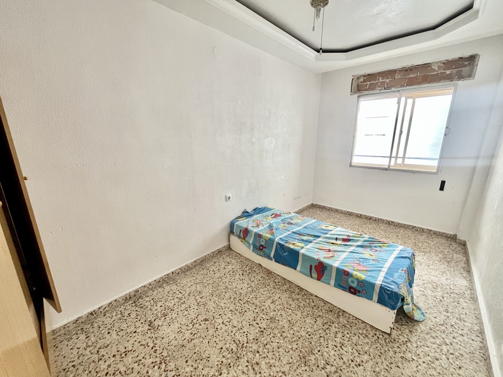 3 Zimmer Wohnung zu verkaufen in Torrevieja - 150.000 € (Ref: 9807378)