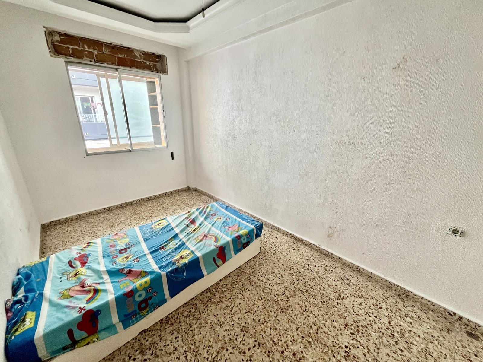 3 Zimmer Wohnung zu verkaufen in Torrevieja - 150.000 € (Ref: 9807378)