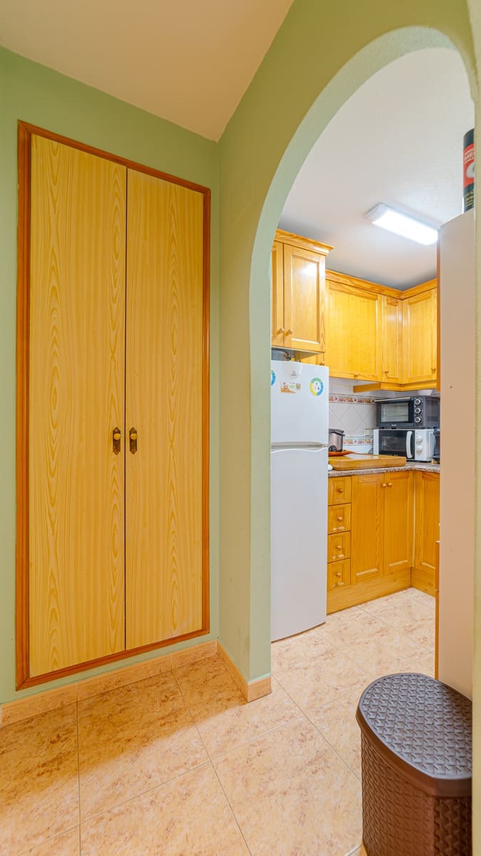 2 chambre Appartement à vendre à Torrevieja avec piscine - 125 000 € (Ref: 9816564)