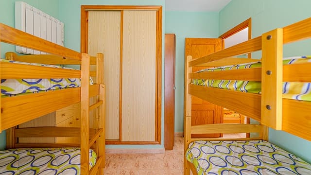 2 chambre Appartement à vendre à Avenida Habaneras - Curva de Palangre, Torrevieja avec piscine - 125 000 € (Ref: 9816564)