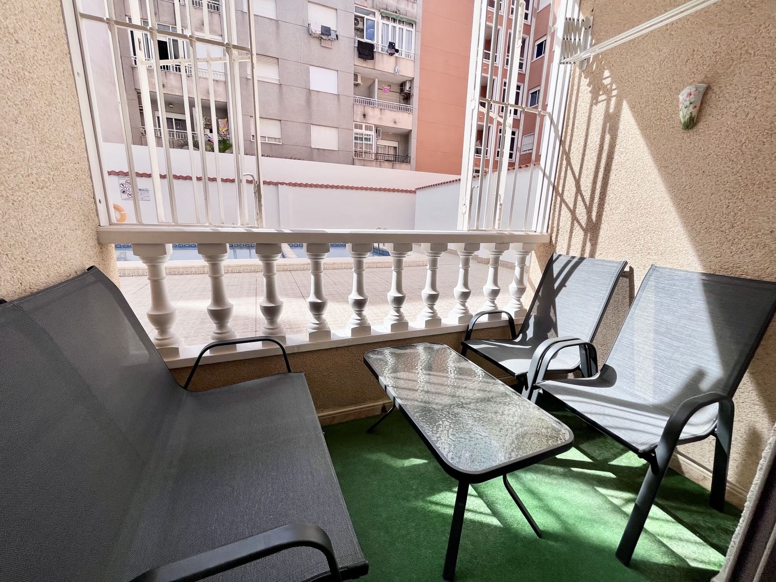 2 chambre Appartement à vendre à Torrevieja avec piscine - 125 000 € (Ref: 9816564)