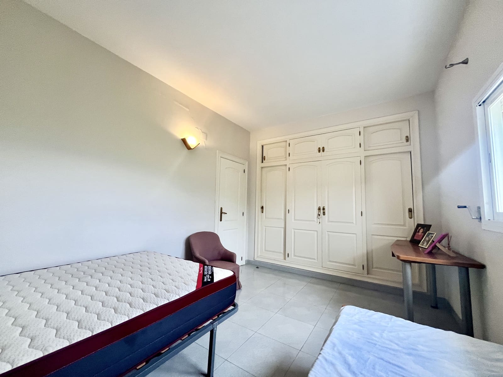5 Zimmer Villa zu verkaufen in Rafol de Almunia mit Pool Garage - 599.000 € (Ref: 9934849)