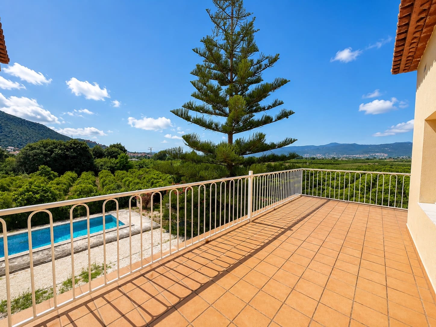 5 Zimmer Villa zu verkaufen in Rafol de Almunia mit Pool Garage - 599.000 € (Ref: 9934849)