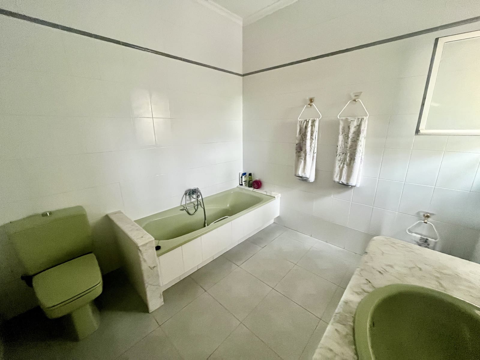 5 Zimmer Villa zu verkaufen in Rafol de Almunia mit Pool Garage - 599.000 € (Ref: 9934849)