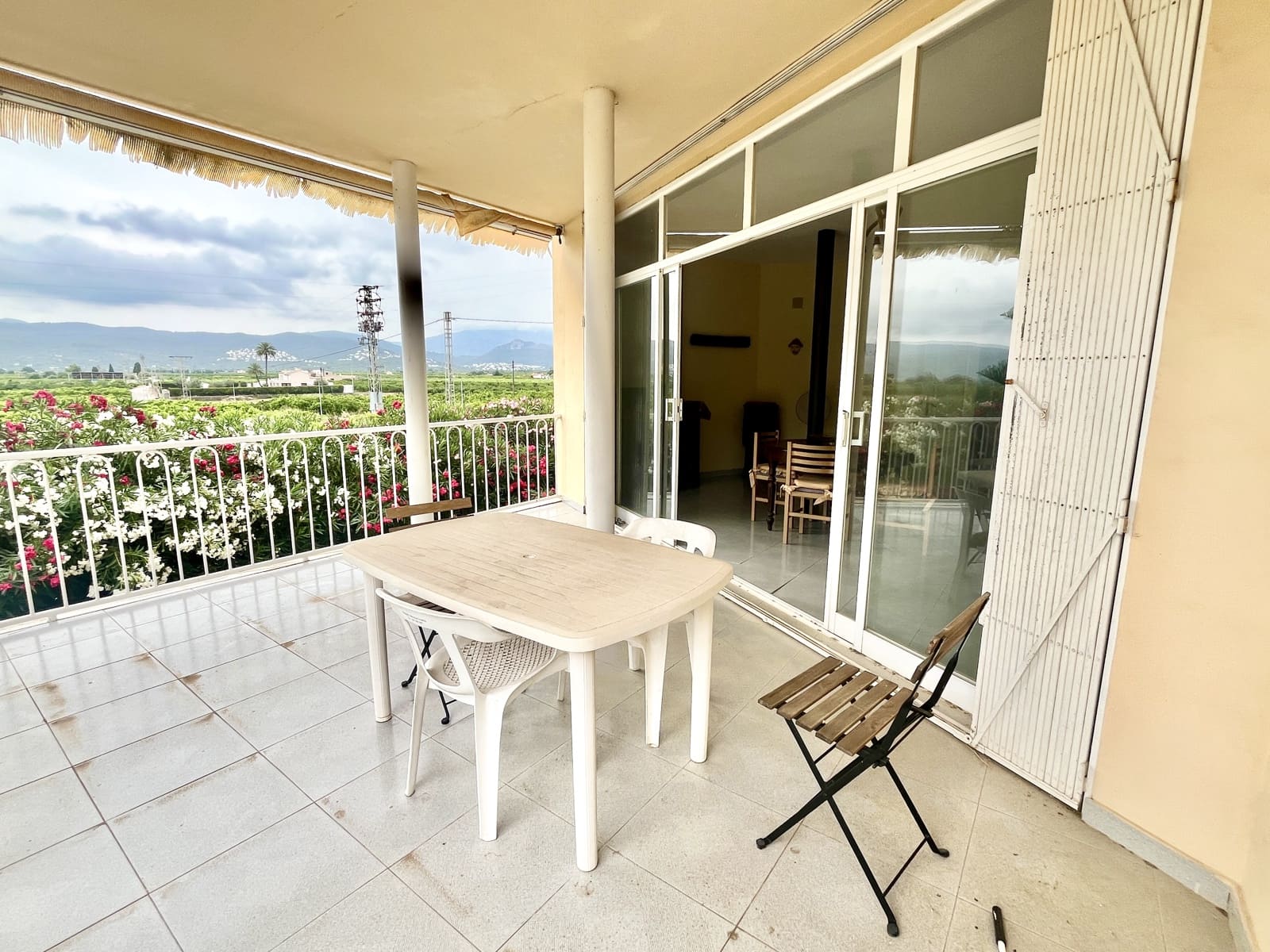 5 Zimmer Villa zu verkaufen in Rafol de Almunia mit Pool Garage - 599.000 € (Ref: 9934849)