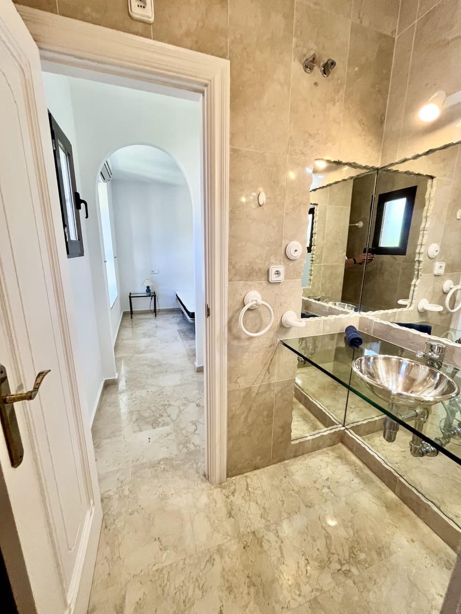3 sypialnia Apartament na sprzedaż w Orihuela z basenem garażem - 229 900 € (Ref: 9996171)