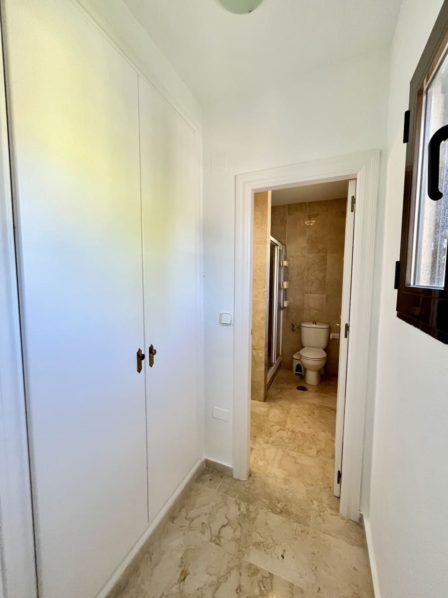 3 sypialnia Apartament na sprzedaż w Orihuela z basenem garażem - 229 900 € (Ref: 9996171)