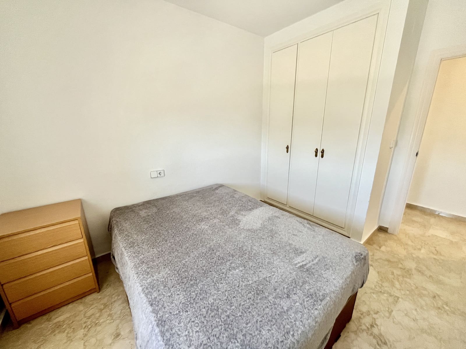 3 sypialnia Apartament na sprzedaż w Orihuela z basenem garażem - 229 900 € (Ref: 9996171)