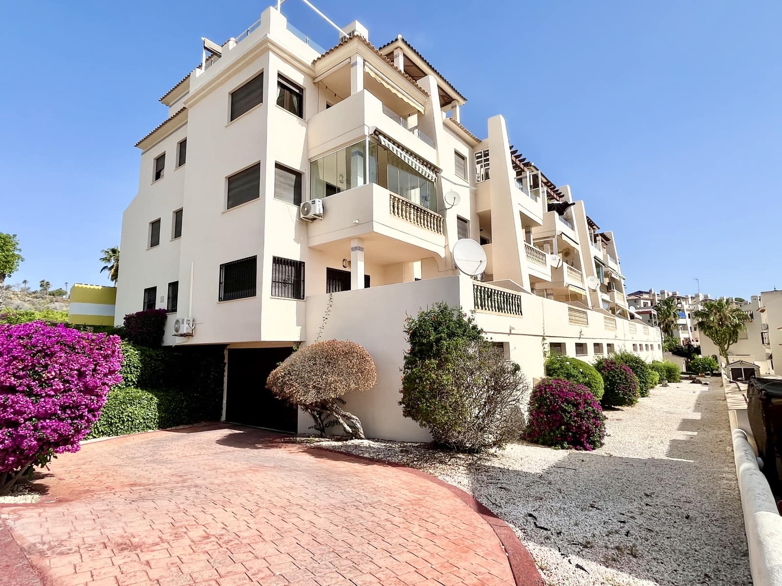 3 sypialnia Apartament na sprzedaż w Orihuela z basenem garażem - 229 900 € (Ref: 9996171)