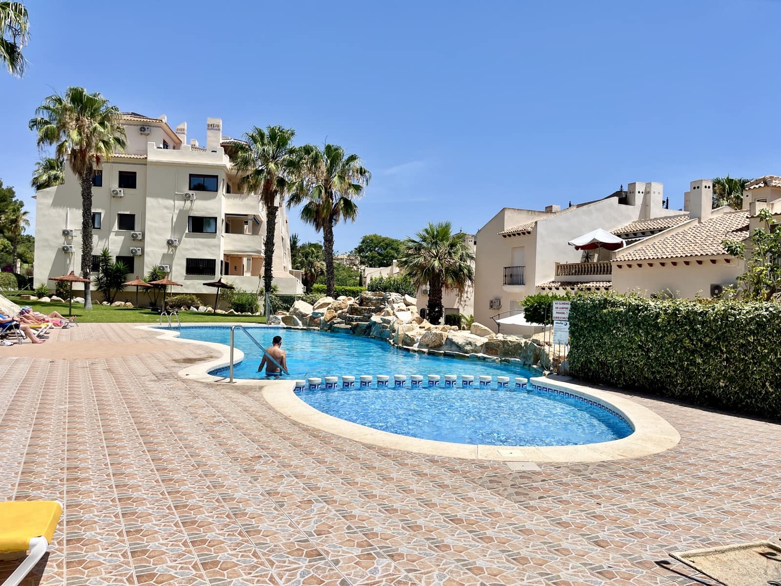 3 sypialnia Apartament na sprzedaż w Orihuela z basenem garażem - 229 900 € (Ref: 9996171)