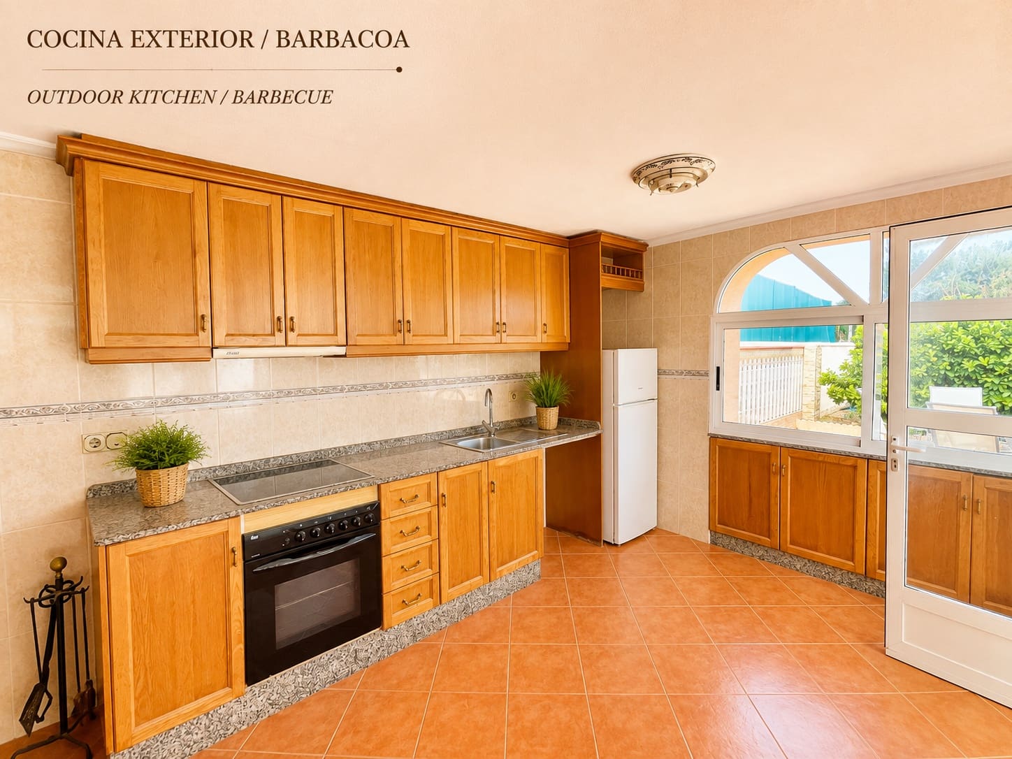4 slaapkamer Villa te koop in Torrevieja met zwembad garage - € 599.000 (Ref: 9997767)