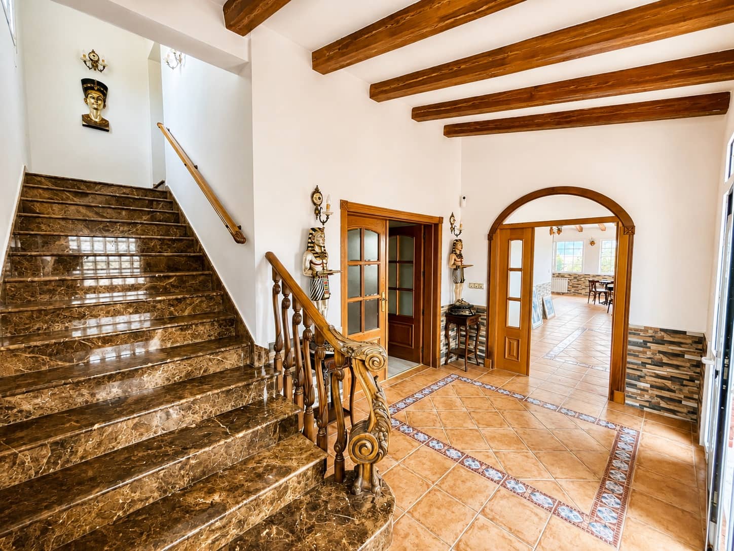 4 slaapkamer Villa te koop in Torrevieja met zwembad garage - € 599.000 (Ref: 9997767)