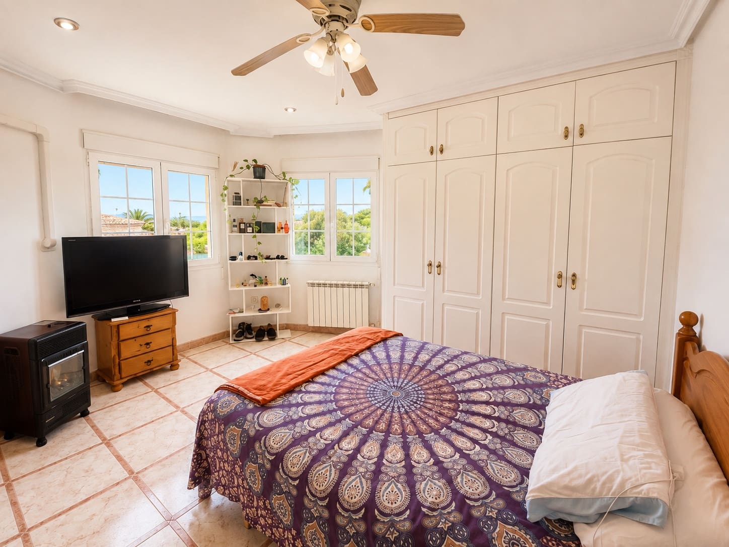4 slaapkamer Villa te koop in Torrevieja met zwembad garage - € 599.000 (Ref: 9997767)