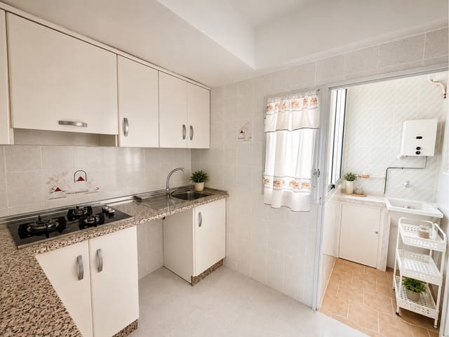 3 Zimmer Strandapartment zu verkaufen in Punta Prima, Orihuela - 179.000 € (Ref: 9999352)