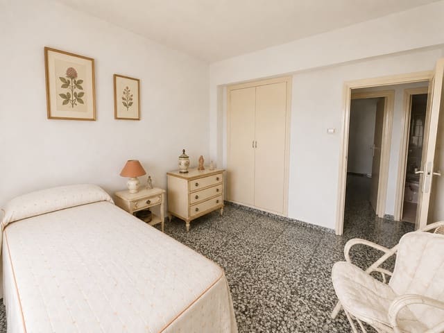 3 Zimmer Strandapartment zu verkaufen in Punta Prima, Orihuela - 179.000 € (Ref: 9999352)