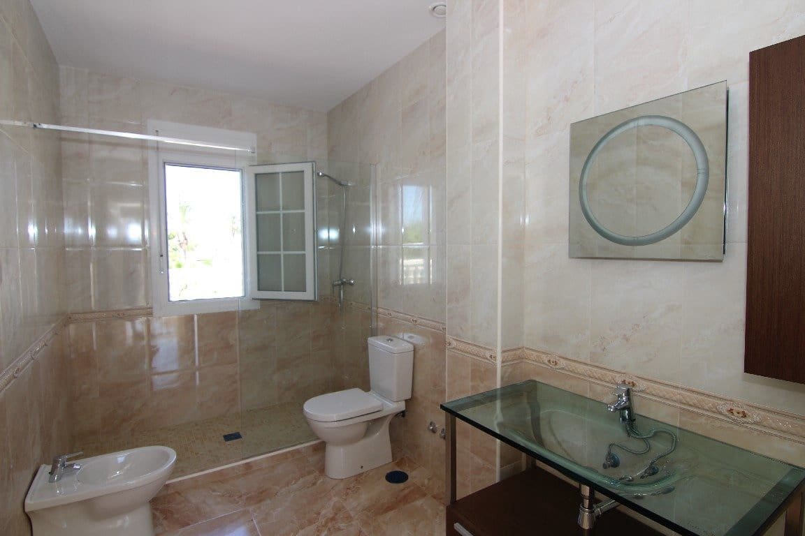 5 soveværelse Villa til salg i Cabo Roig med swimmingpool garage - € 910.000 (Ref: 7937576)