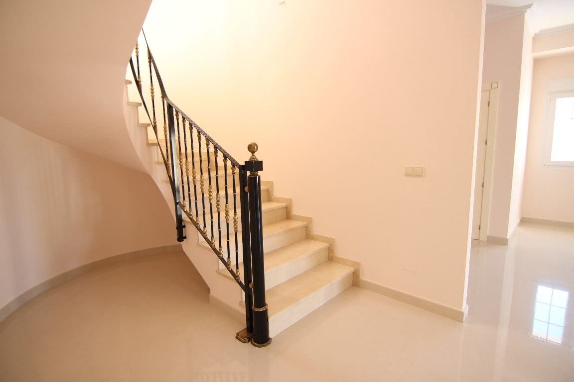 5 soveværelse Villa til salg i Cabo Roig med swimmingpool garage - € 910.000 (Ref: 7937576)