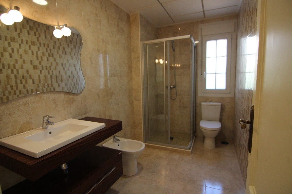 5 soveværelse Villa til salg i Cabo Roig med swimmingpool garage - € 910.000 (Ref: 7937576)