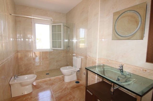 5 makuuhuone Huvila myytävänä paikassa Cabo Roig, Orihuela mukana uima-altaan 
autotalli - 910 000 € (Ref: 7937576)