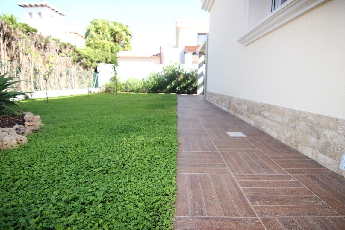 5 soveværelse Villa til salg i Cabo Roig med swimmingpool garage - € 910.000 (Ref: 7937576)