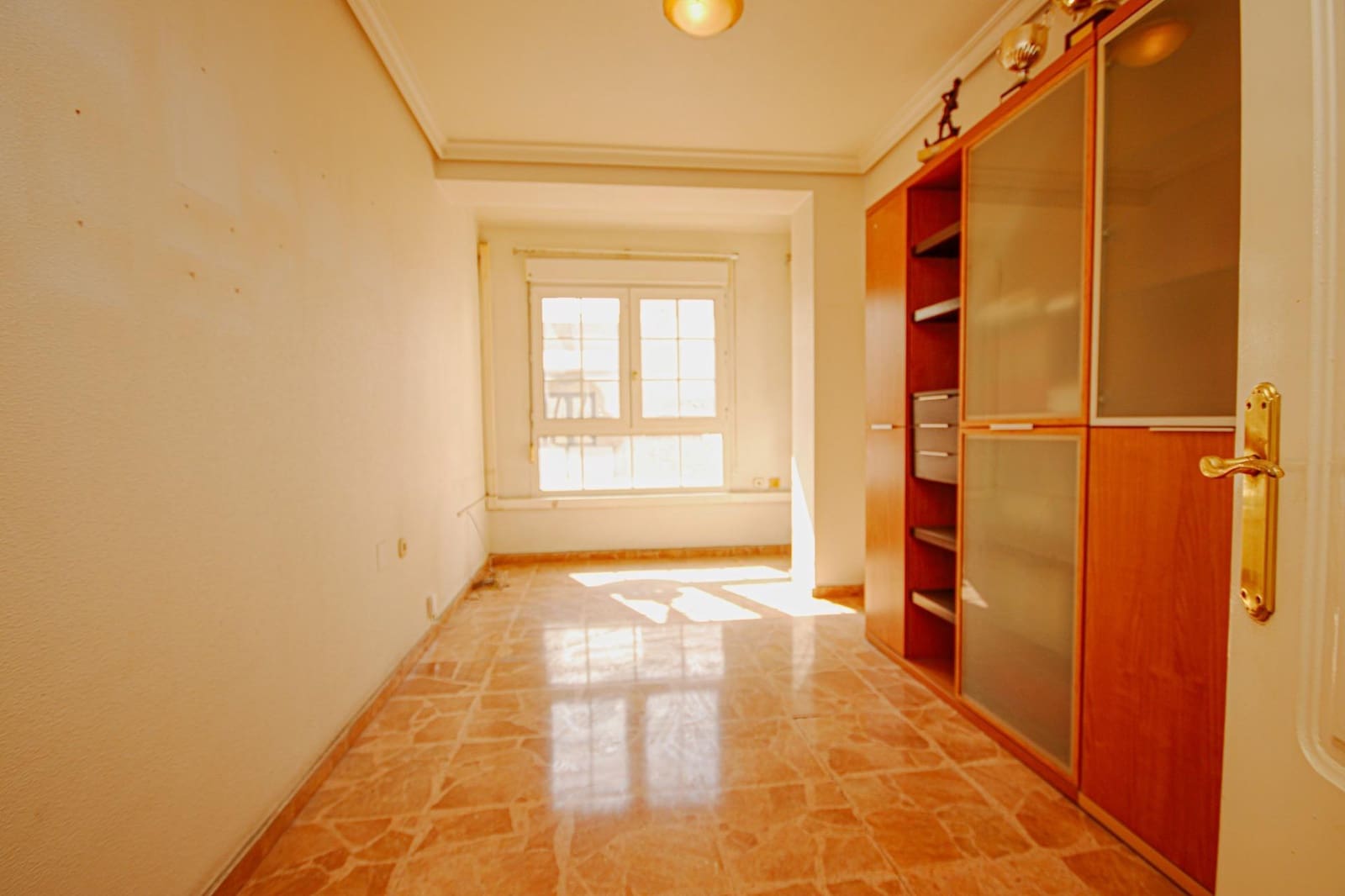 5 bedroom Apartment for sale in Torrevieja - € 299,000 (Ref: 8168814)