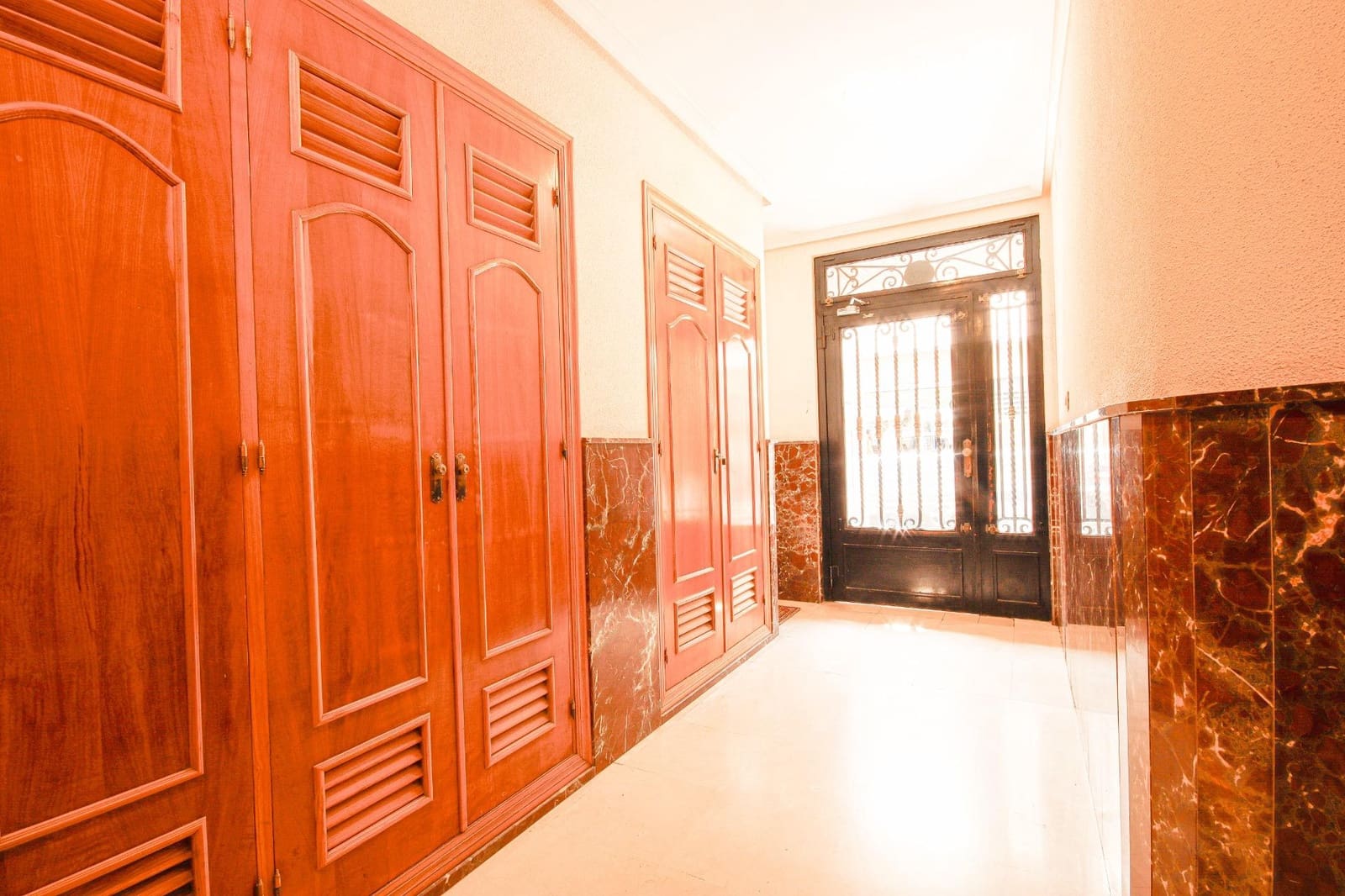 5 bedroom Apartment for sale in Torrevieja - € 299,000 (Ref: 8168814)