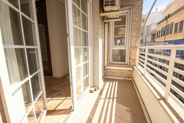 5 bedroom Apartment for sale in Centro - Muelle Pesquero, Torrevieja - € 299,000 (Ref: 8168814)