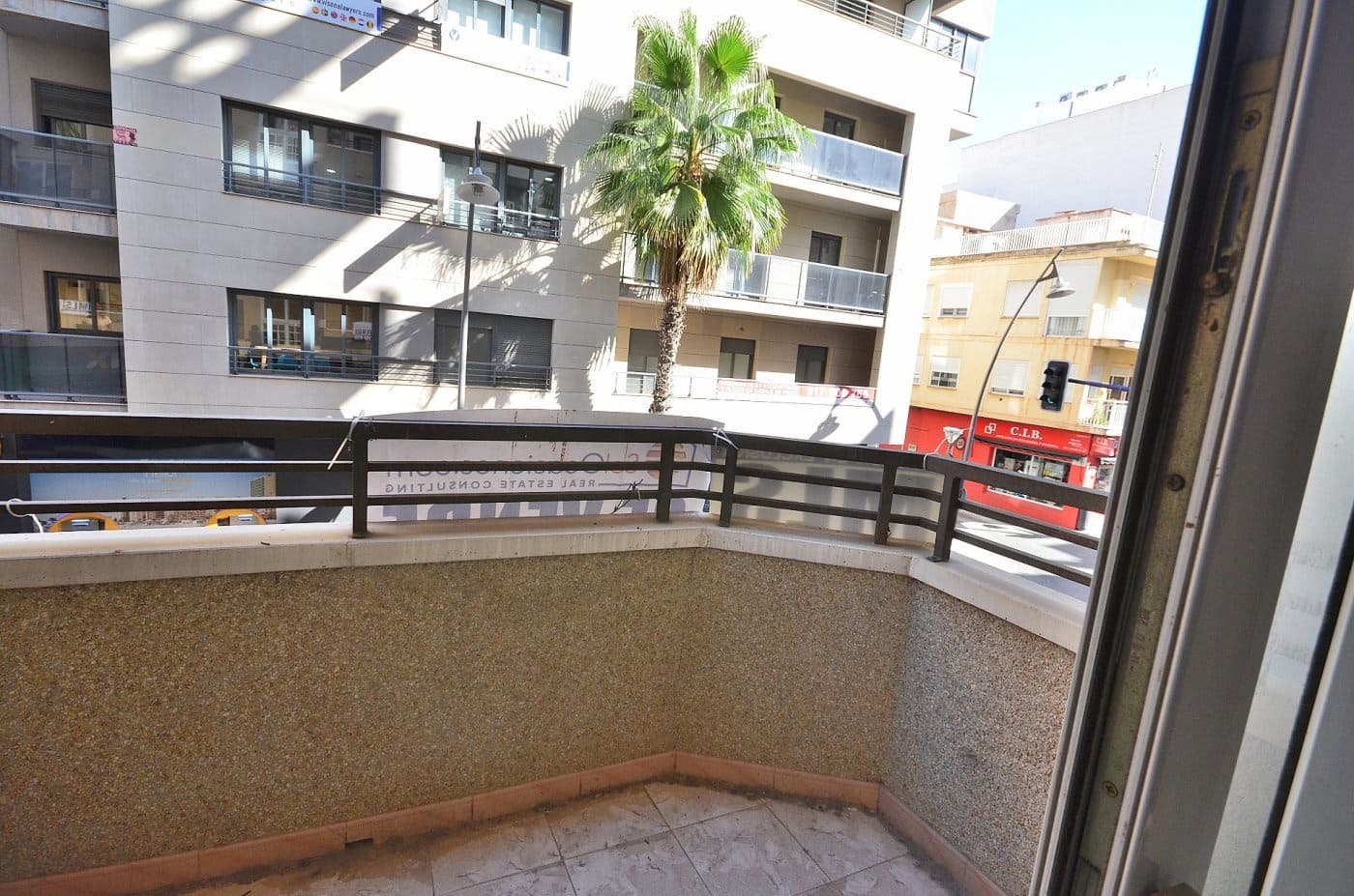 7 bedroom Apartment for sale in Torrevieja - € 220,000 (Ref: 8362892)