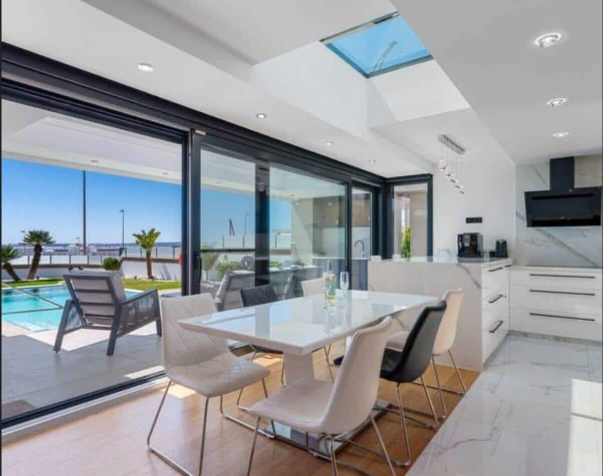 3 sovrum Villa till salu i Ciudad Quesada med pool - 1 595 000 € (Ref: 8367287)